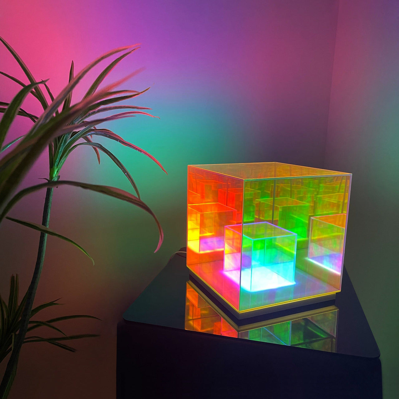 Magic Cube Table Lamp - Fantasiaa 